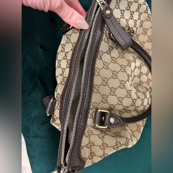 Authentic Gucci Sukey- Extra Photos - Picture 5 of 17